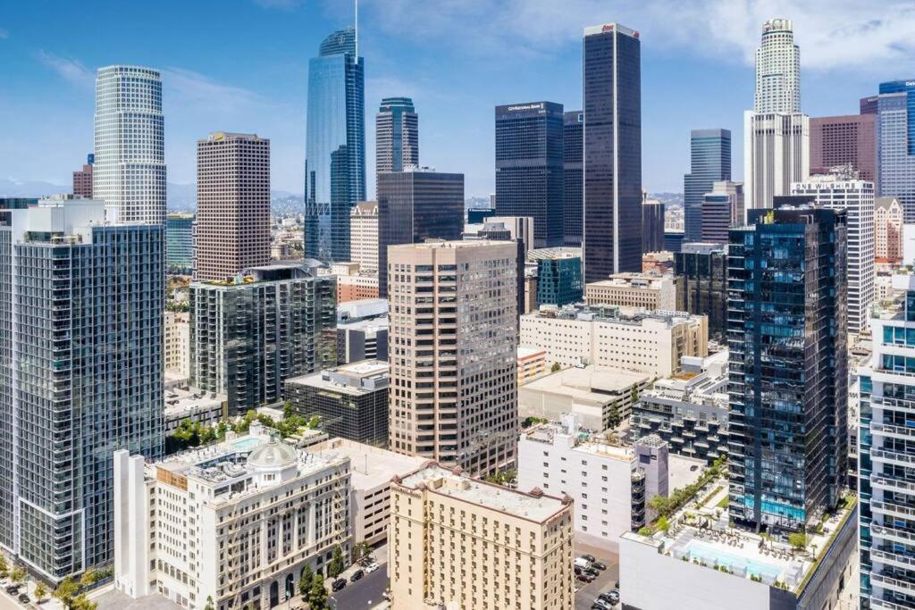 Downtown La With The Breathtaking View 2 Bedrooms And Parking Space Los Angeles Exterior photo