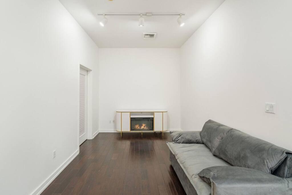 Downtown La With The Breathtaking View 2 Bedrooms And Parking Space Los Angeles Exterior photo