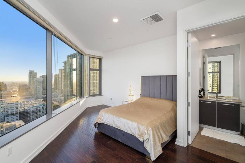 Downtown La With The Breathtaking View 2 Bedrooms And Parking Space Los Angeles Exterior photo