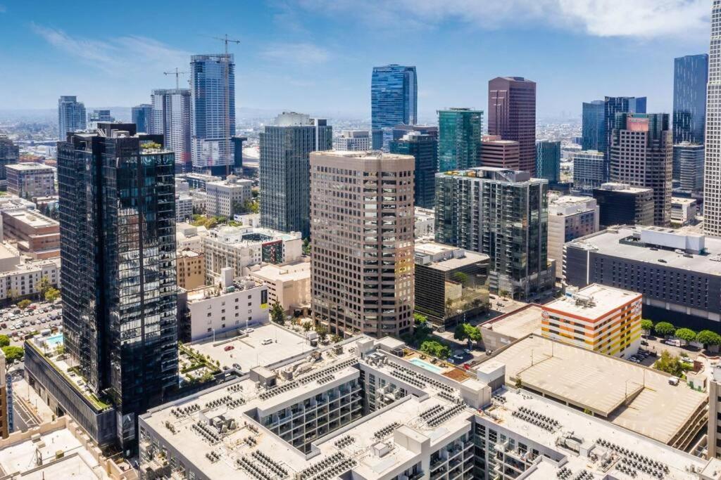Downtown La With The Breathtaking View 2 Bedrooms And Parking Space Los Angeles Exterior photo