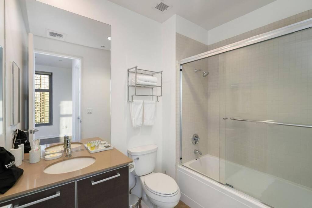 Downtown La With The Breathtaking View 2 Bedrooms And Parking Space Los Angeles Exterior photo